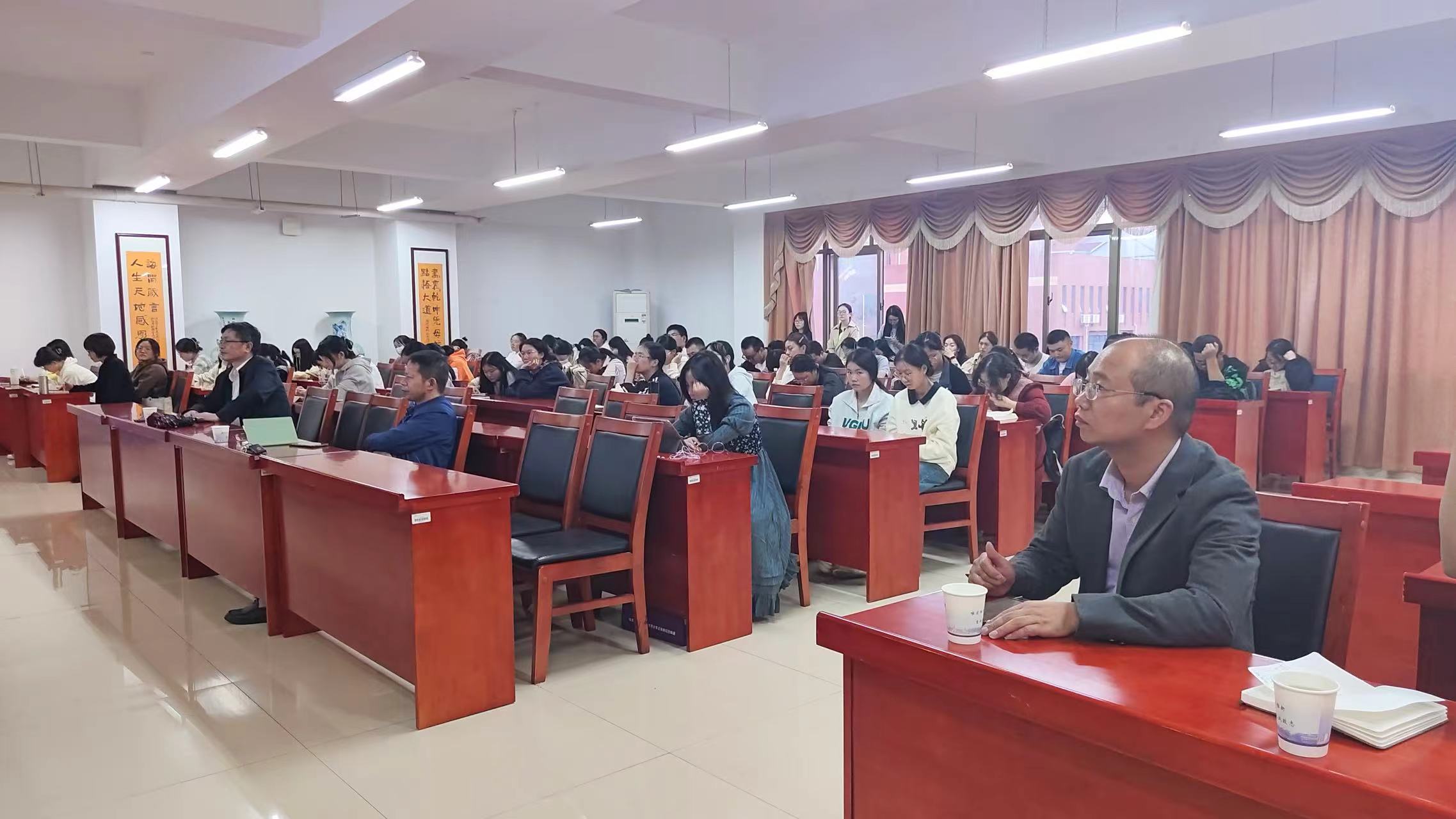 e63d04fd1ff949e6897eecceee08aa20.jpg e63d04fd1ff949e6897eecceee08aa20.jpg